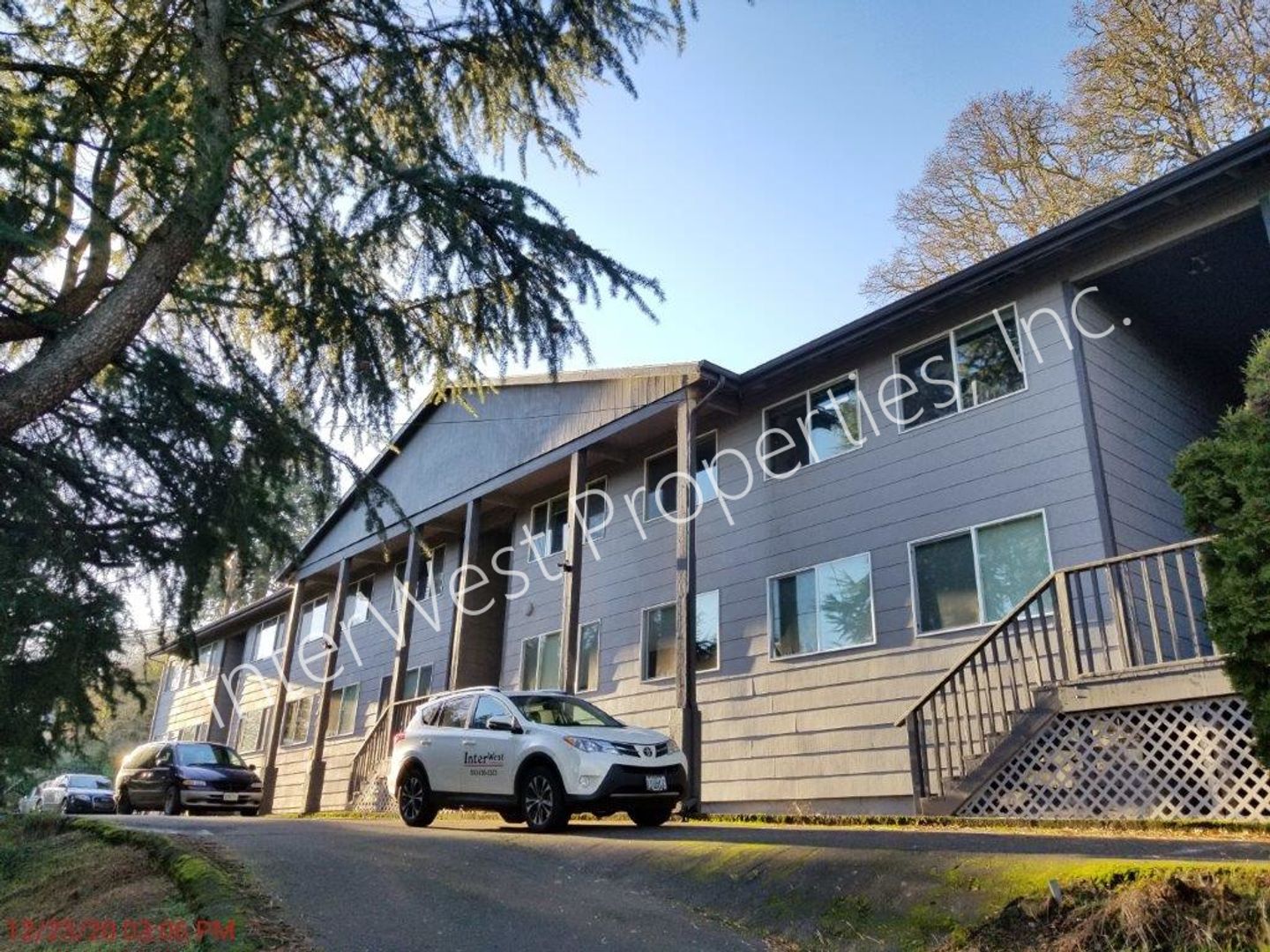 WEST LINN Apartment: 4700 FALLS VIEW AVE