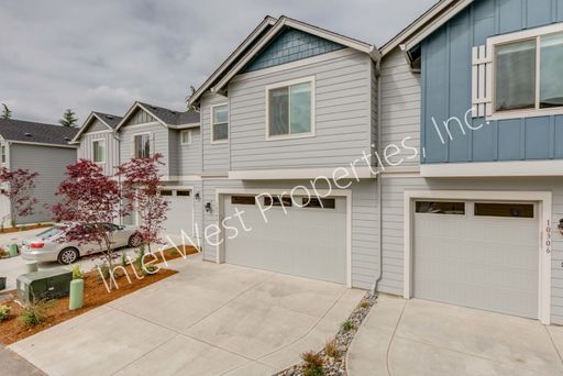 *1ST MONTH'S RENT FREE PROMO* Beautiful 3bd 2.5 ba Vancouver Townhouse w/Stainless Steel Appliances, Electric Fireplace & W/D in Unit! – photo 1