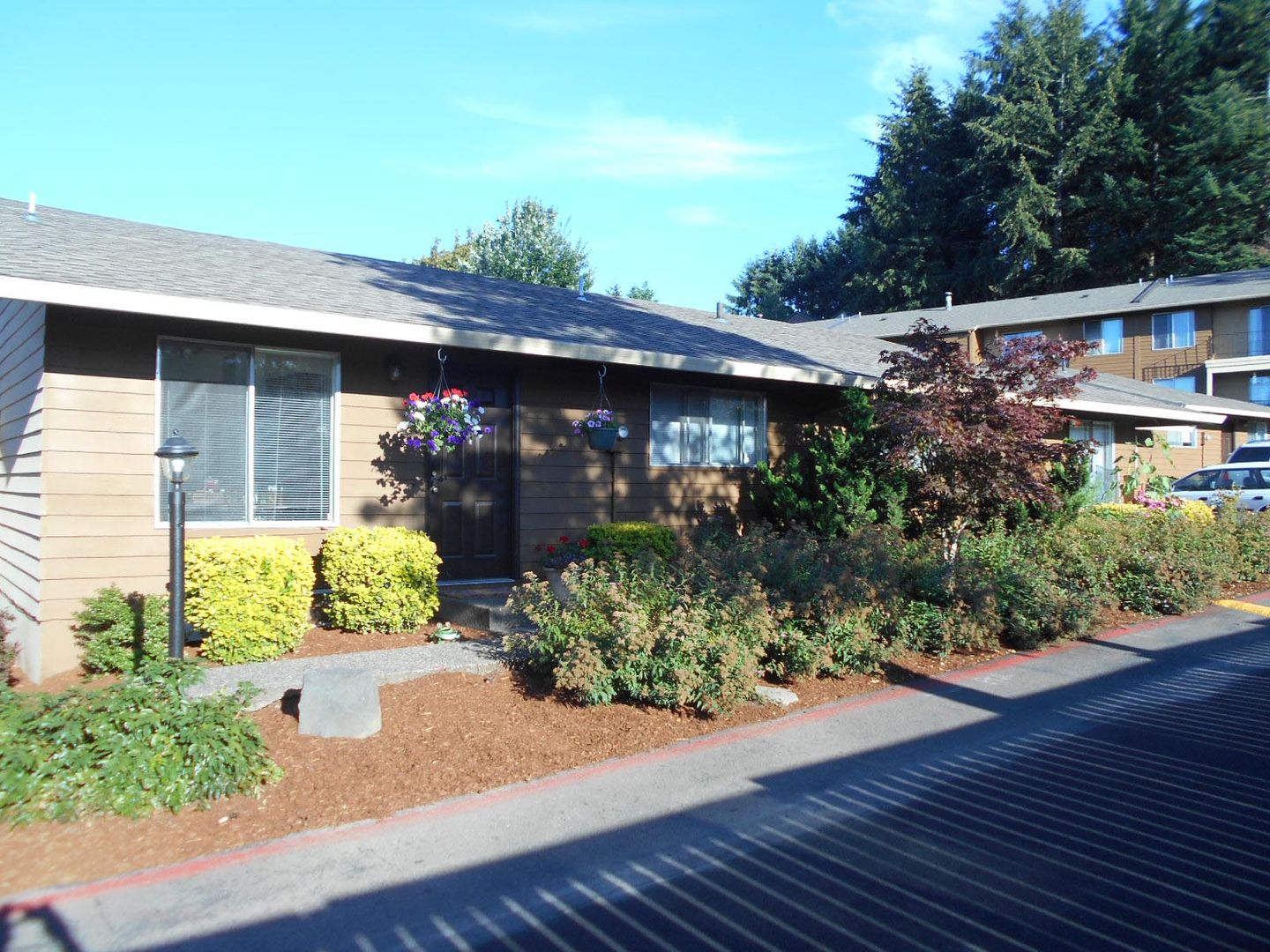 TIGARD Apartment: 14130 SW 105TH AVE