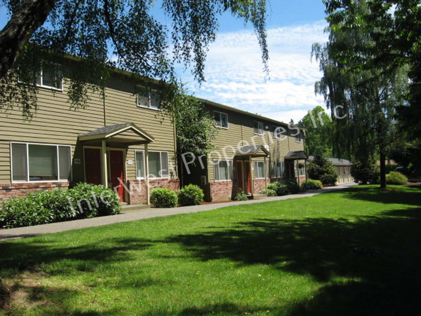 GRESHAM Apartment: CARLIN ROSE APTS