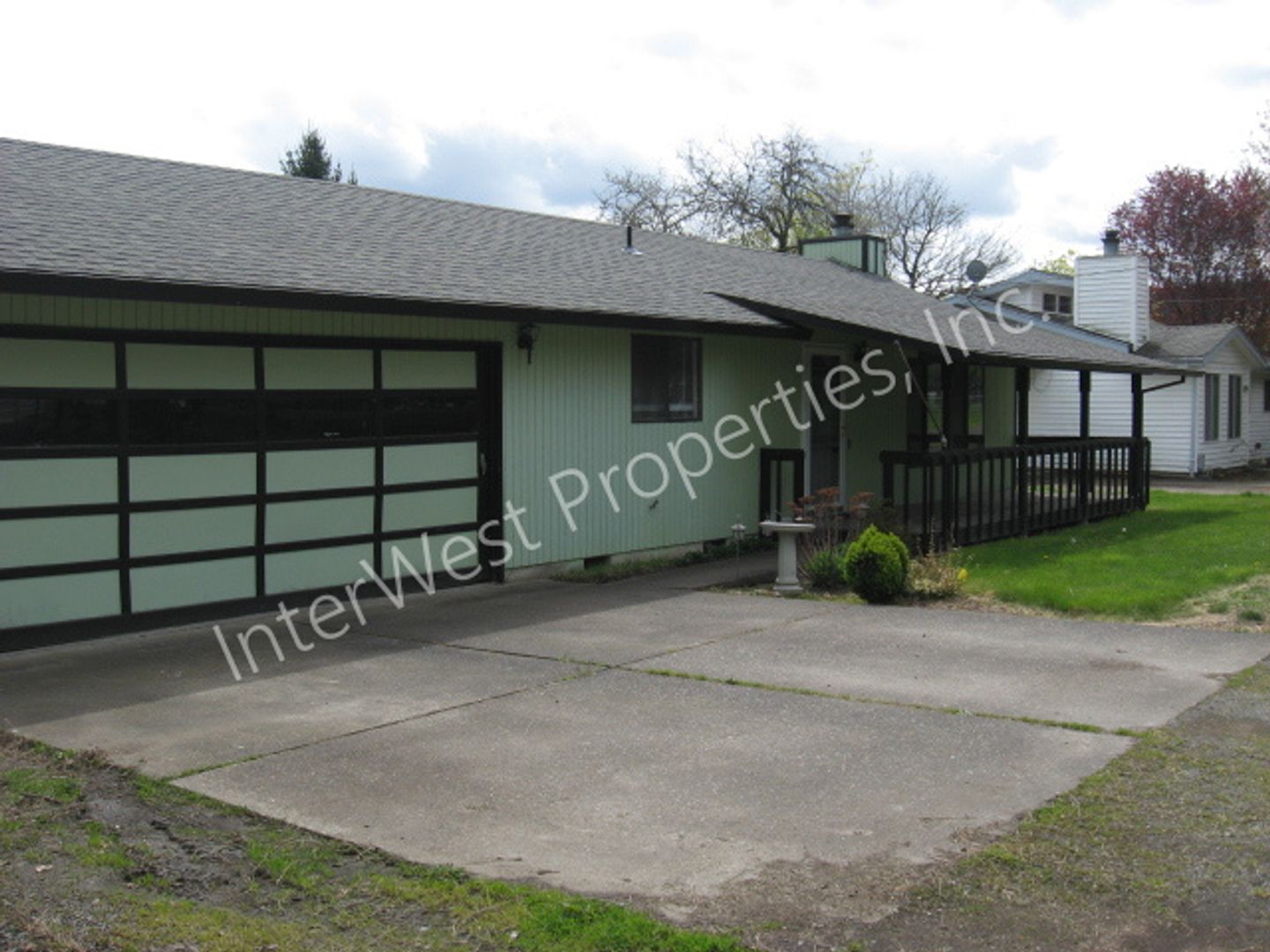 BEAVERTON House: 4880 SW 165TH AVE