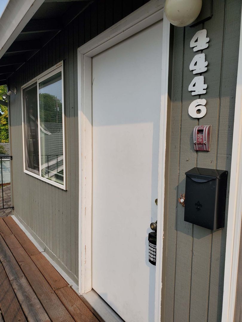 PORTLAND Apartment: 4440-4450 SE 26TH AVE