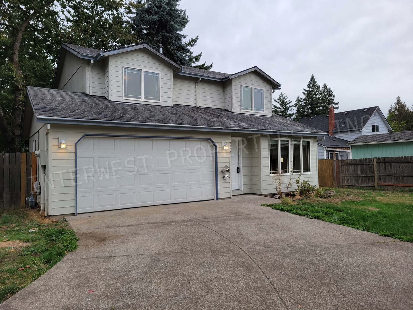 PORTLAND House: 6420 SE 136TH CT