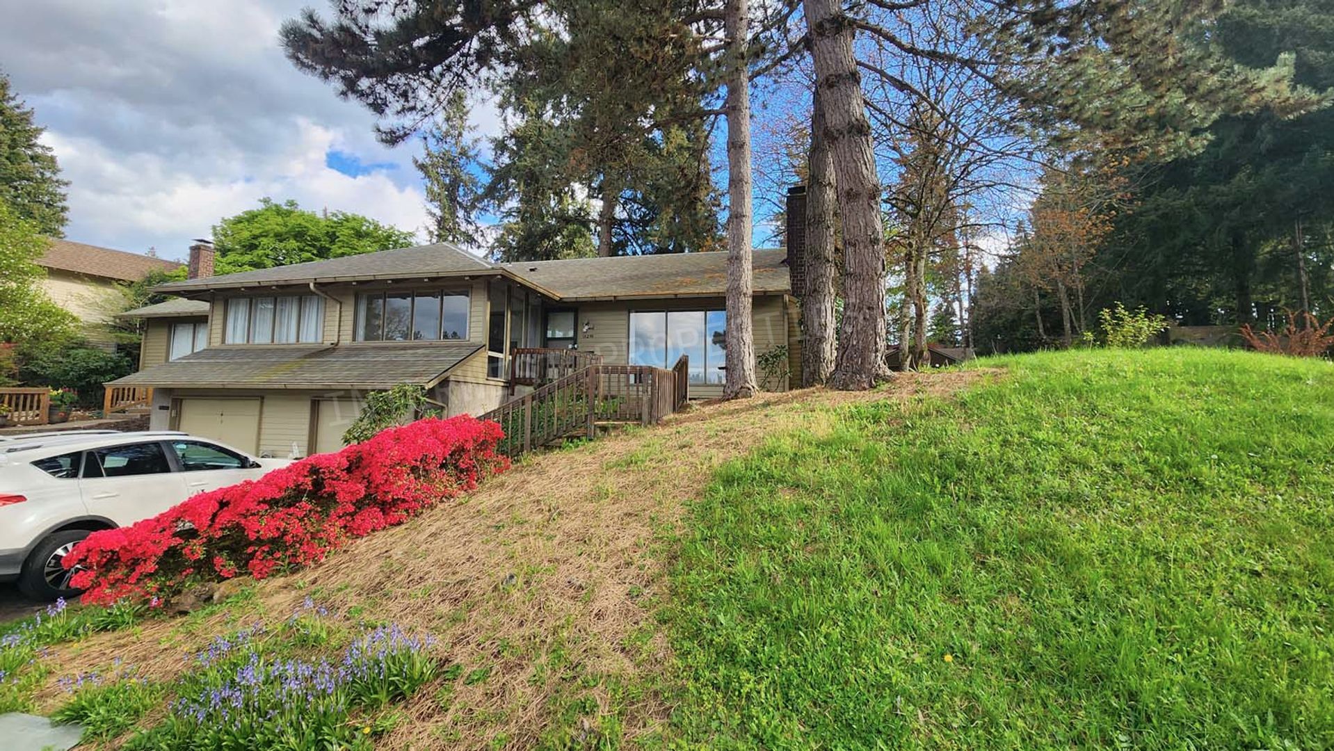 BEAVERTON House: 15290 SW JAYLEE ST