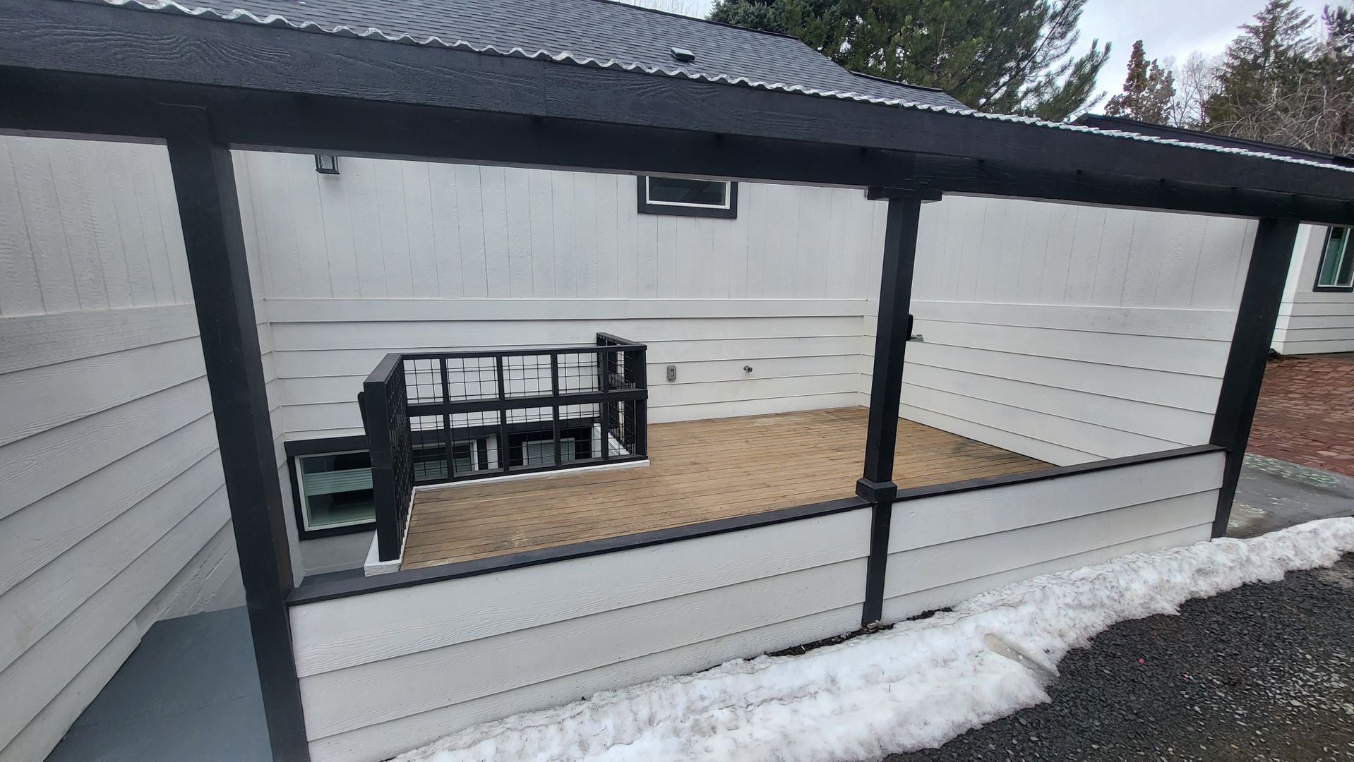 Bend Apartment: 1460 NW Newport Avenue