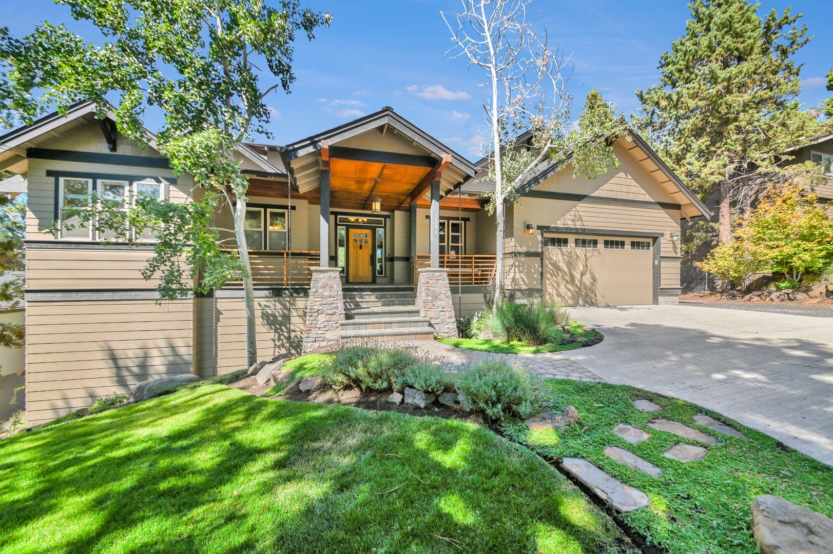 Bend House: 2095 NW Cascade View Dr.