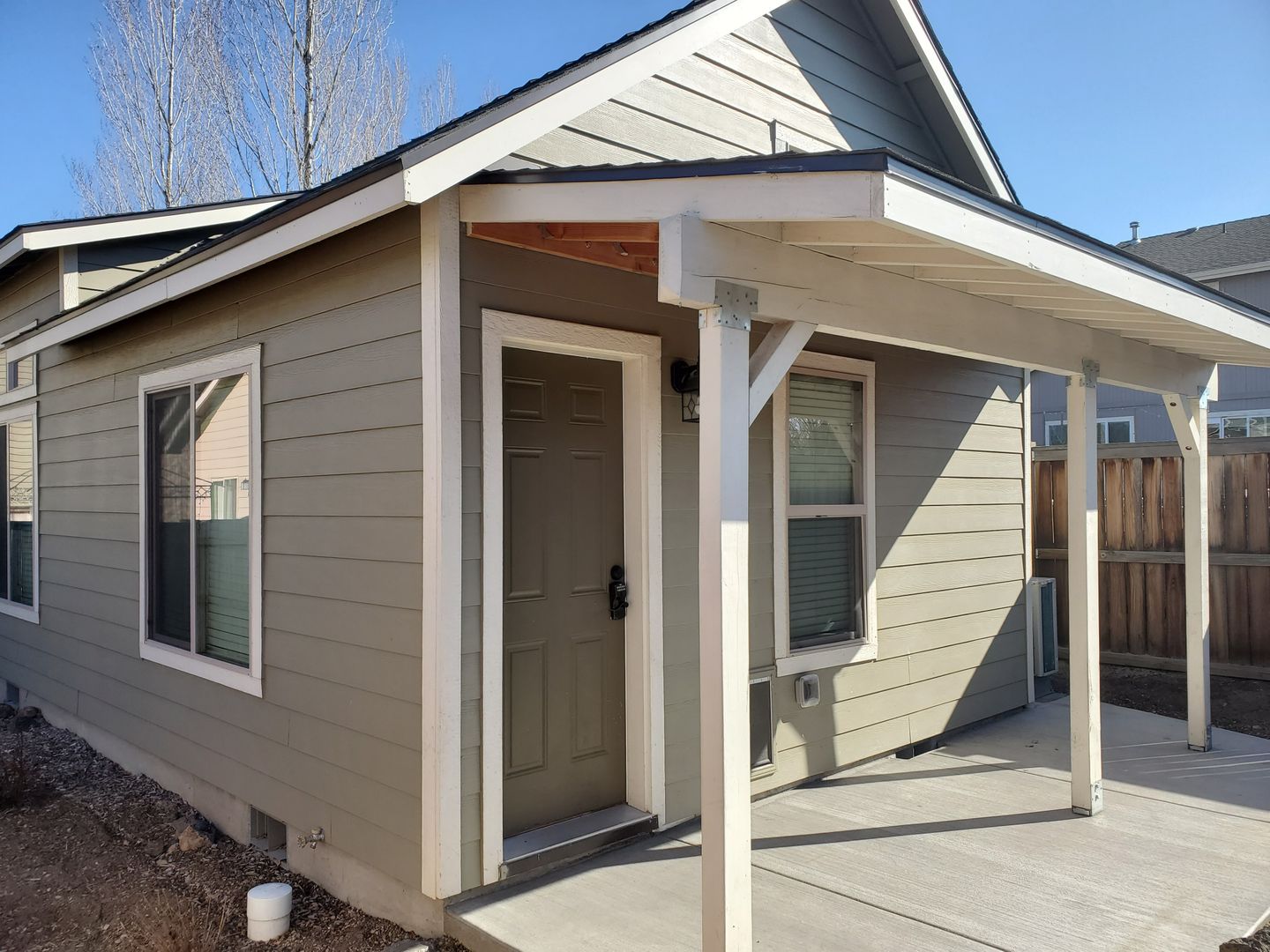 Bend Apartment: 21187 SE Kayla Ct