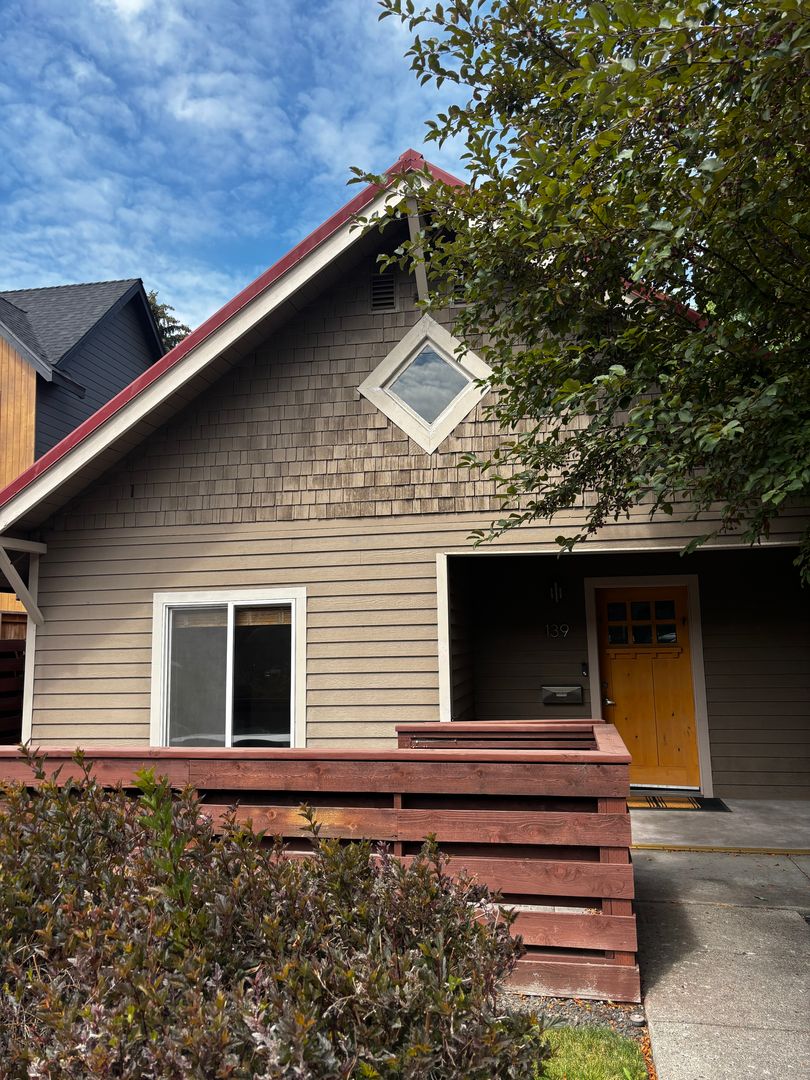 Bend Multiplex: 139 NW Broadway St.