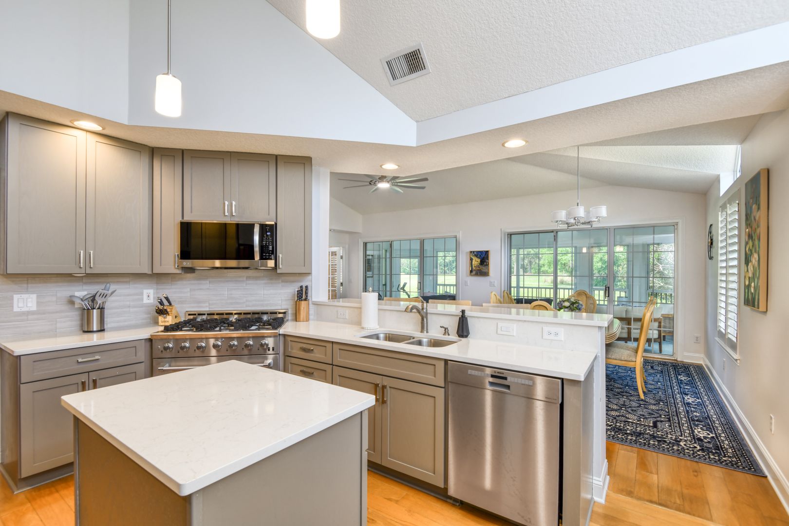 125 N Champions Way, Unit 314 8 of 12