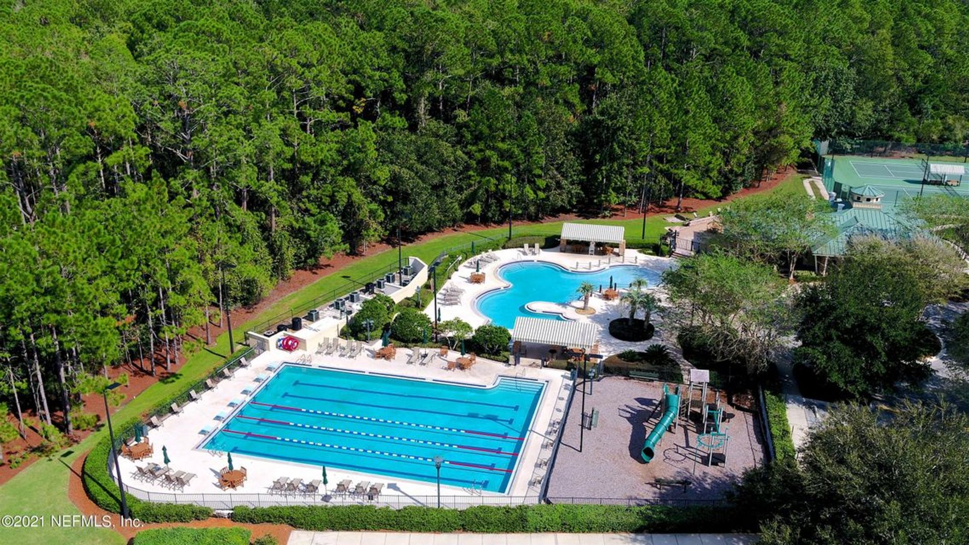 Pool at 4106-LP (3 of 3)
