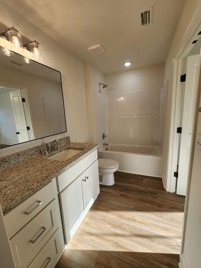Listing photo thumbnail