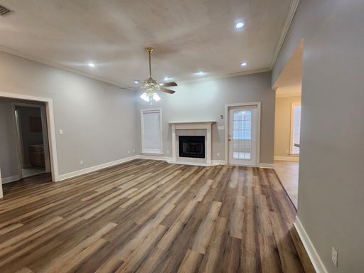 Listing photo thumbnail