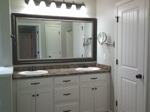 Listing photo thumbnail