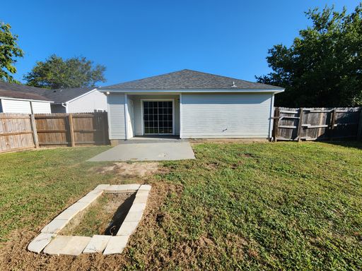 Listing photo thumbnail