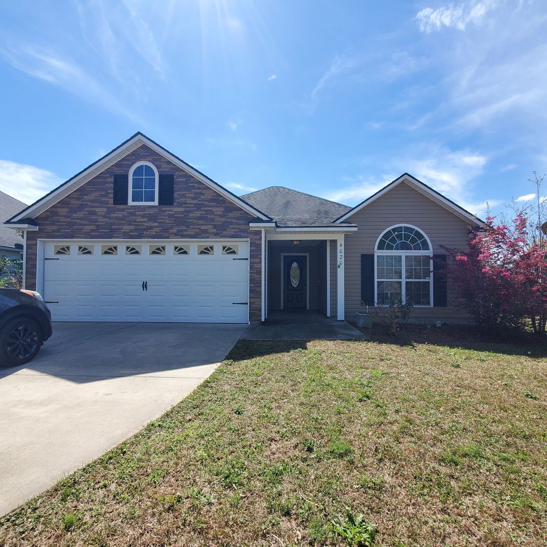 Valdosta House: 4020 Glen Laurel Drive N