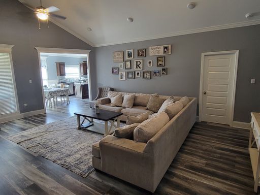 Listing photo thumbnail