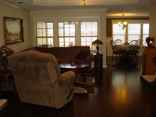 Listing photo thumbnail