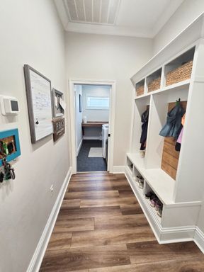 Listing photo thumbnail