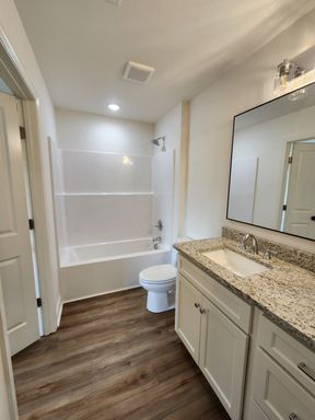 Listing photo thumbnail