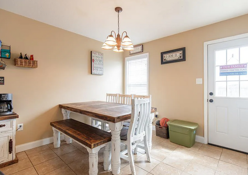 Listing photo thumbnail