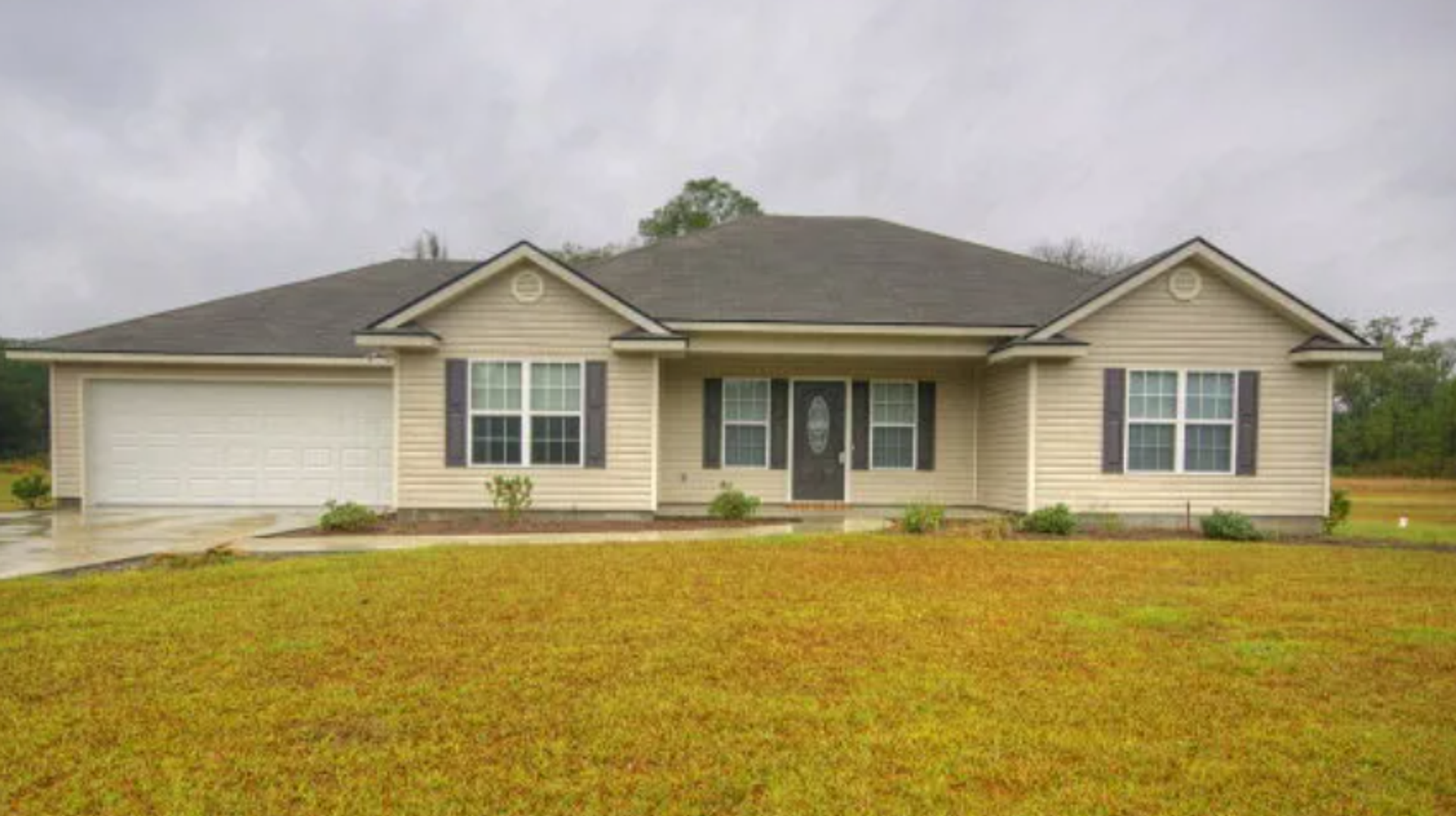 Lakeland House: 59 Live Oak Trail