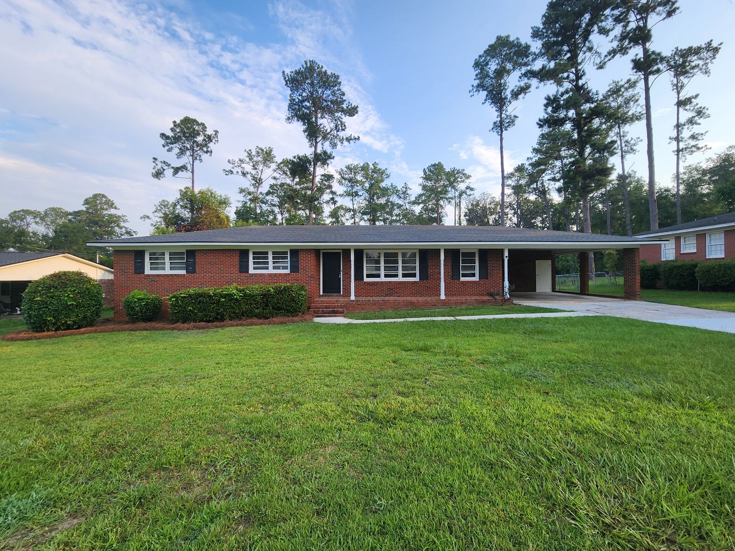 Valdosta House: 1218 Thomwal St