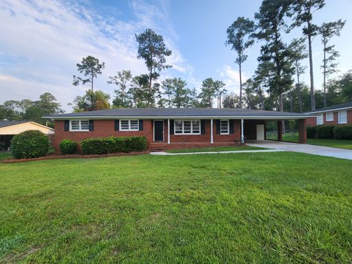 1218 Thomwal St, Valdosta, GA 31602