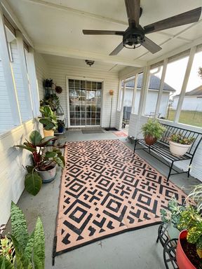 Listing photo thumbnail