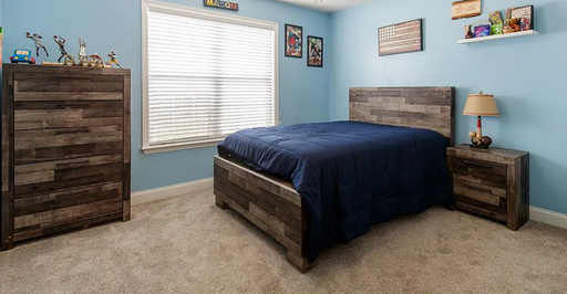 Listing photo thumbnail