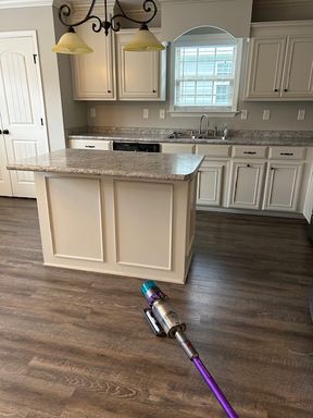 Listing photo thumbnail