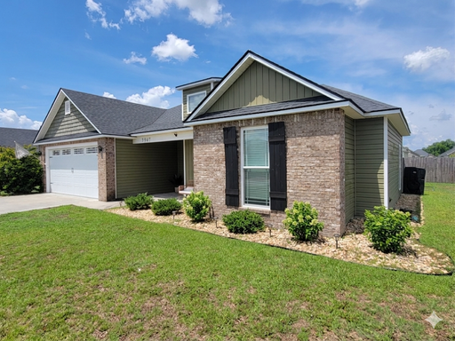 3947 Crusader Court , Valdosta, GA 31605