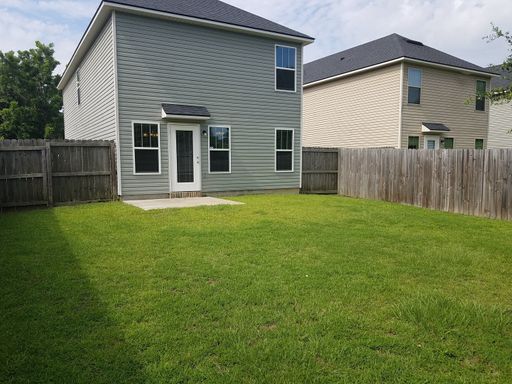 Listing photo thumbnail
