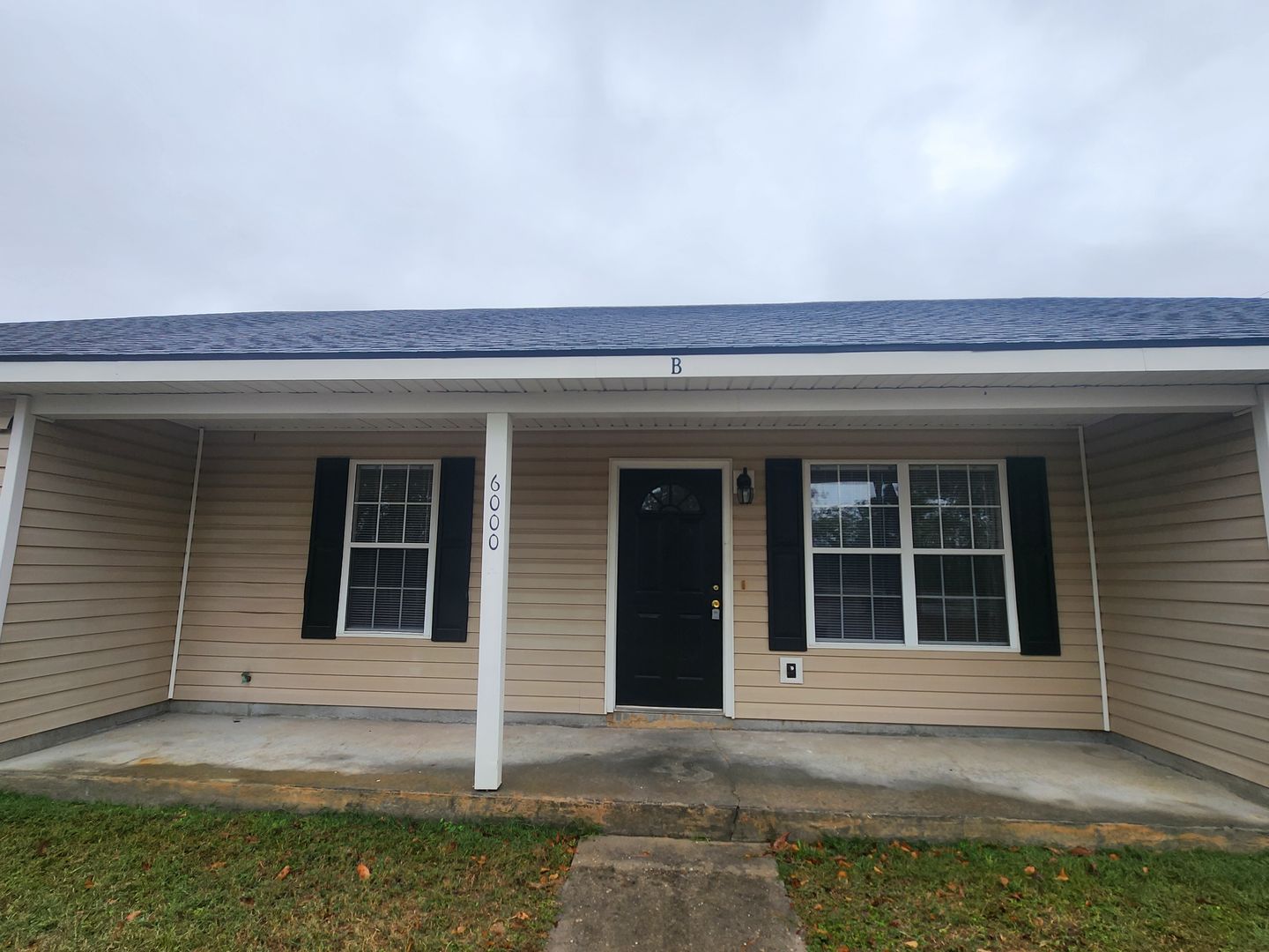 Valdosta Apartment: 6000 Susan Cir