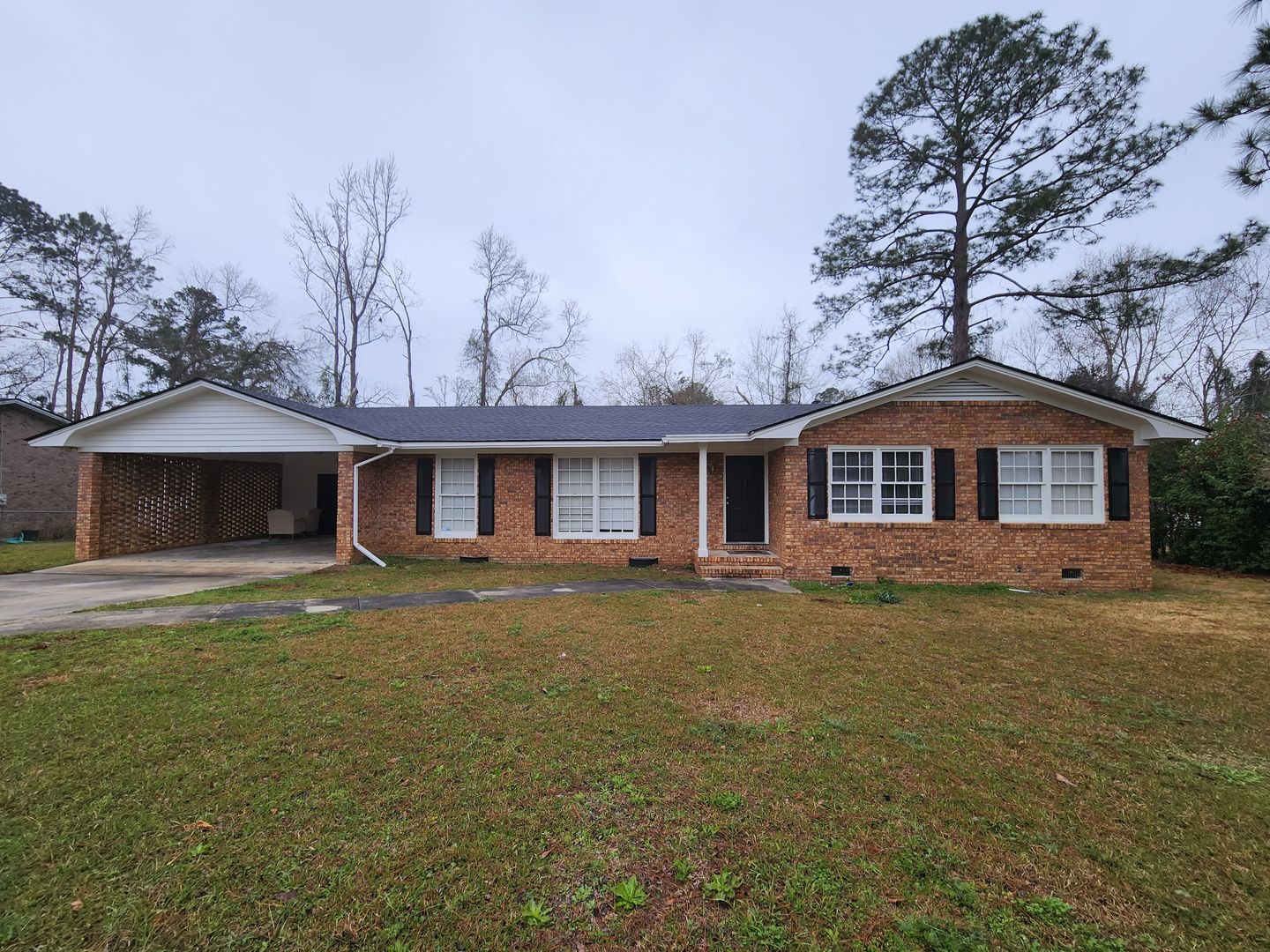 Valdosta House: 2316 Lakeview Dr