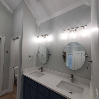 Listing photo thumbnail