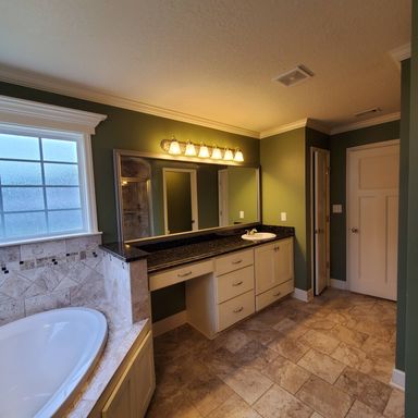 Listing photo thumbnail