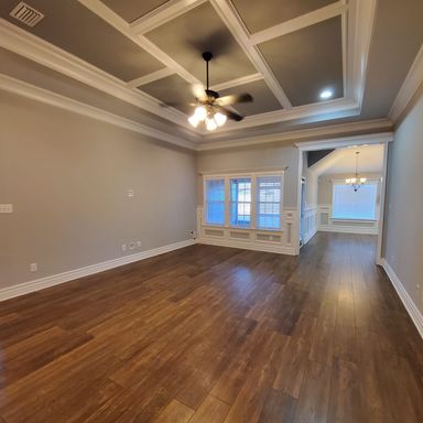 Listing photo thumbnail