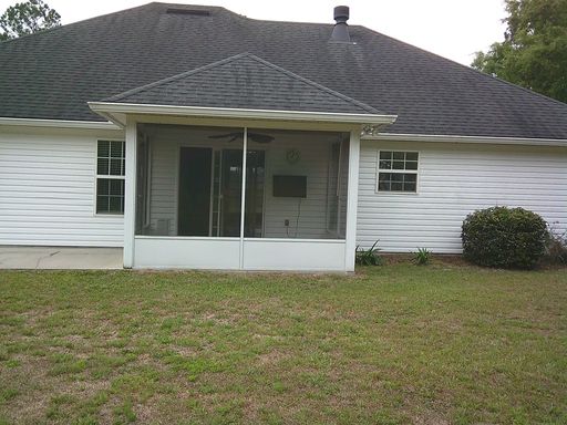 Listing photo thumbnail
