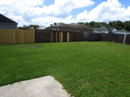 Listing photo thumbnail