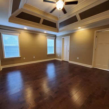 Listing photo thumbnail