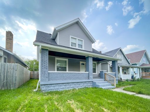 842 N Oakland Avenue – photo 1