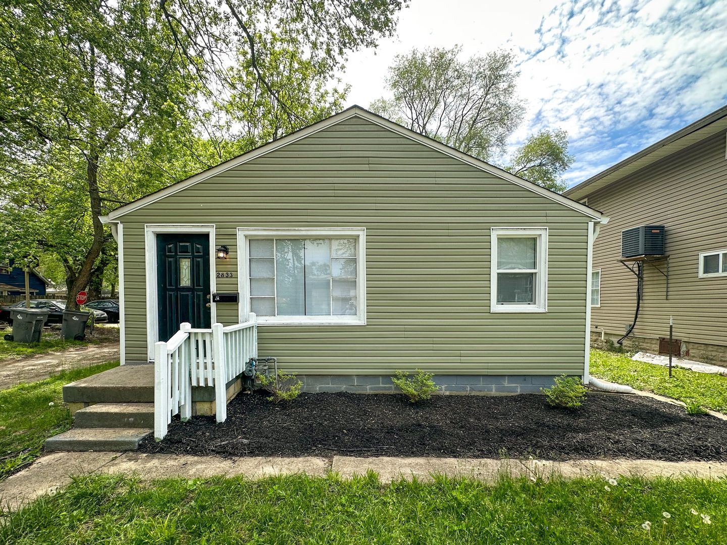 Indianapolis House: 2833 E Vermont St