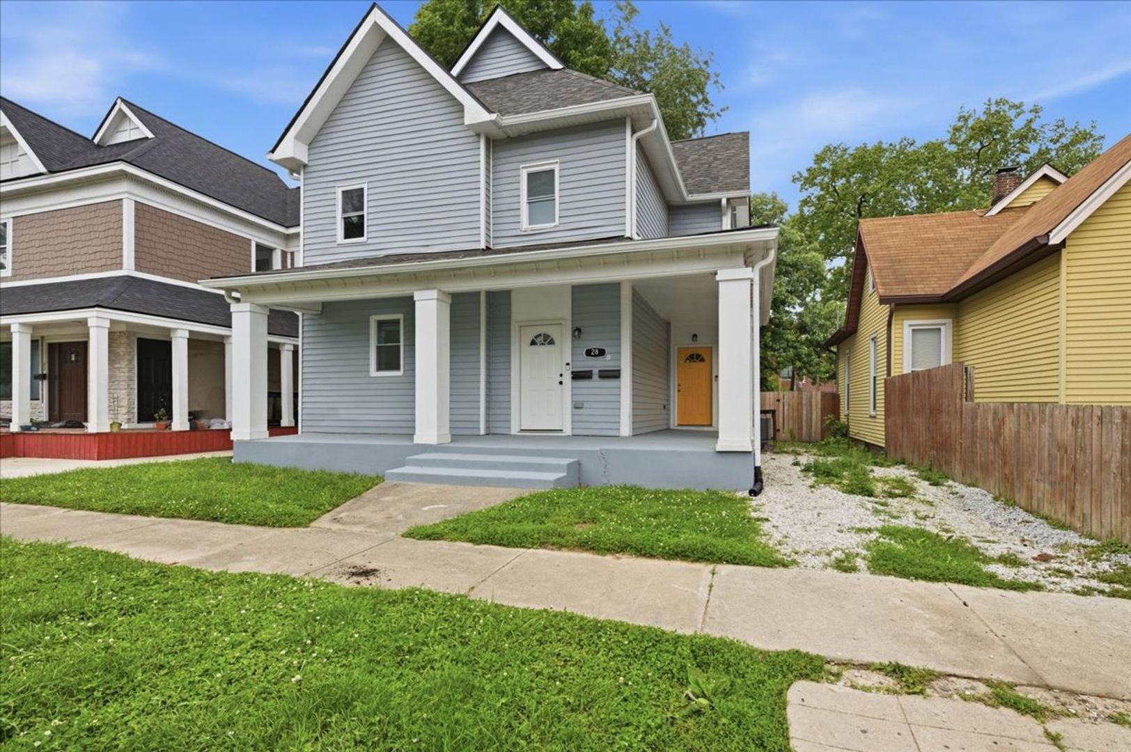 Indianapolis Apartment: 28 S Dearborn Street