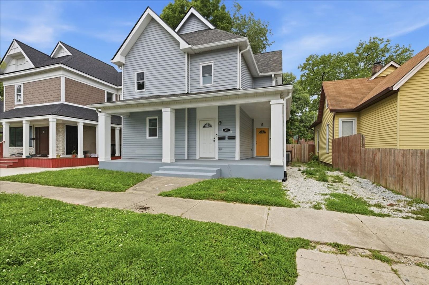 Indianapolis Apartment: 28 S Dearborn Street