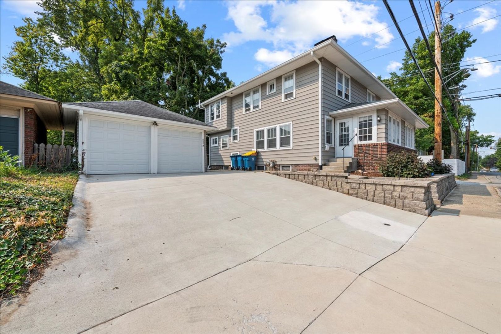 Indianapolis Multiplex: 525 - 527 East 52nd St