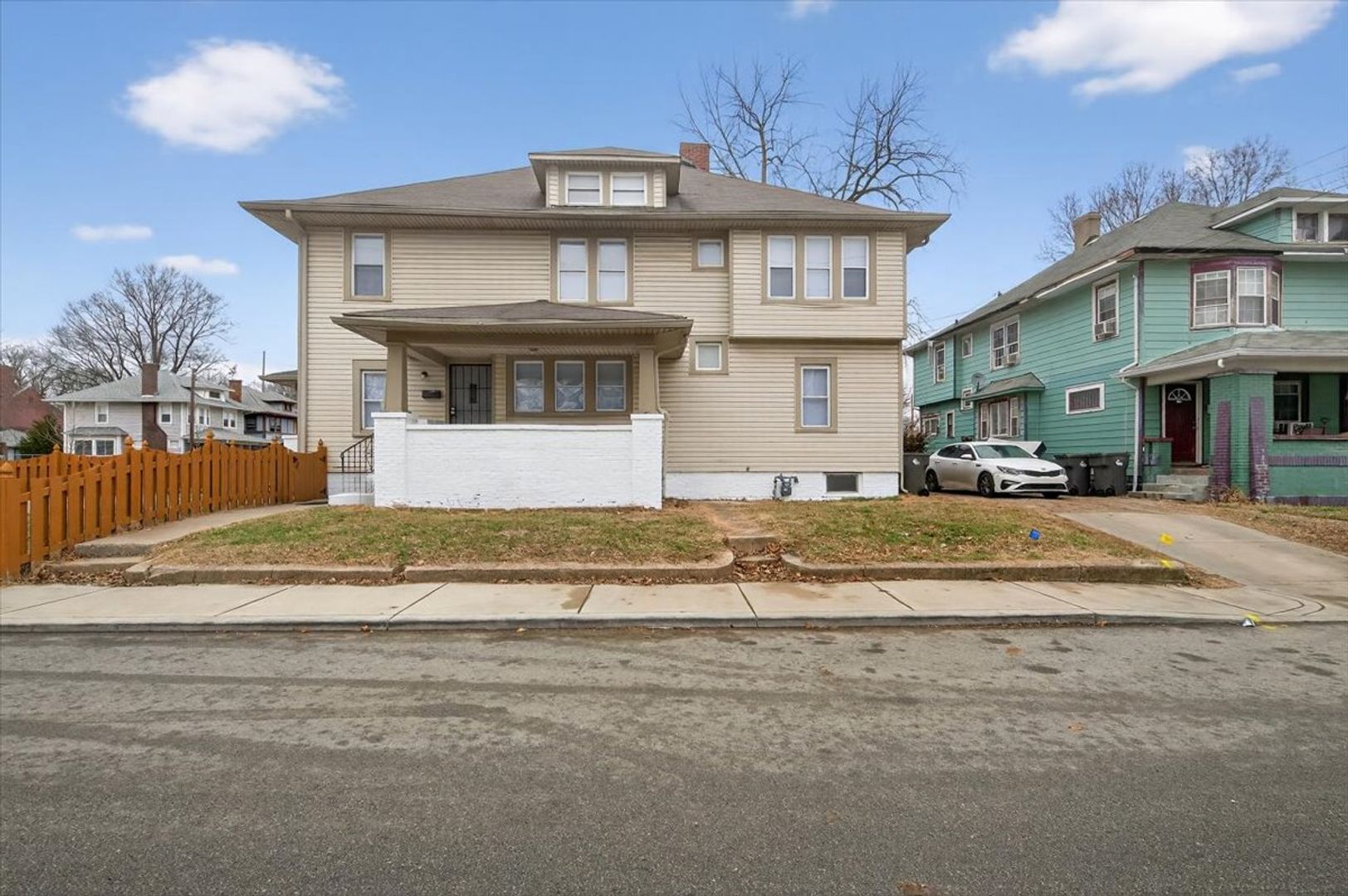 Indianapolis Multiplex: 636 E 34th St