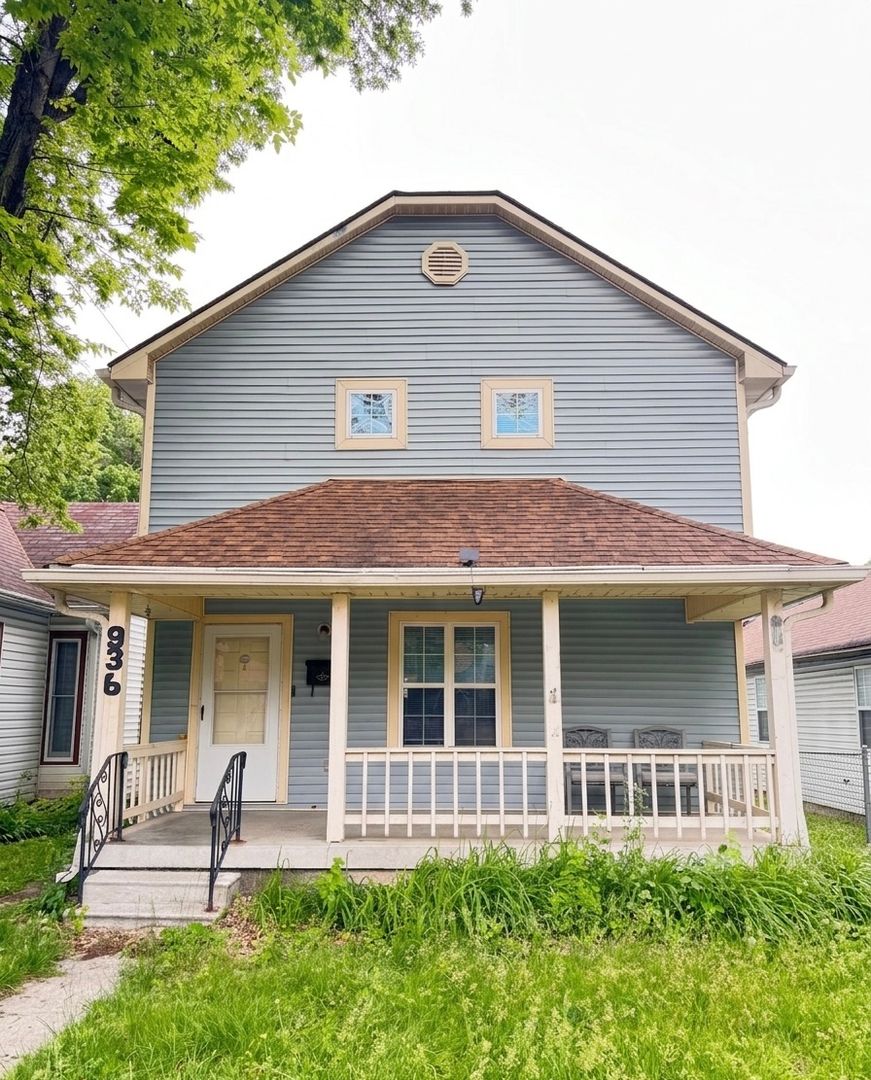 Indianapolis House: 936 Camp Street