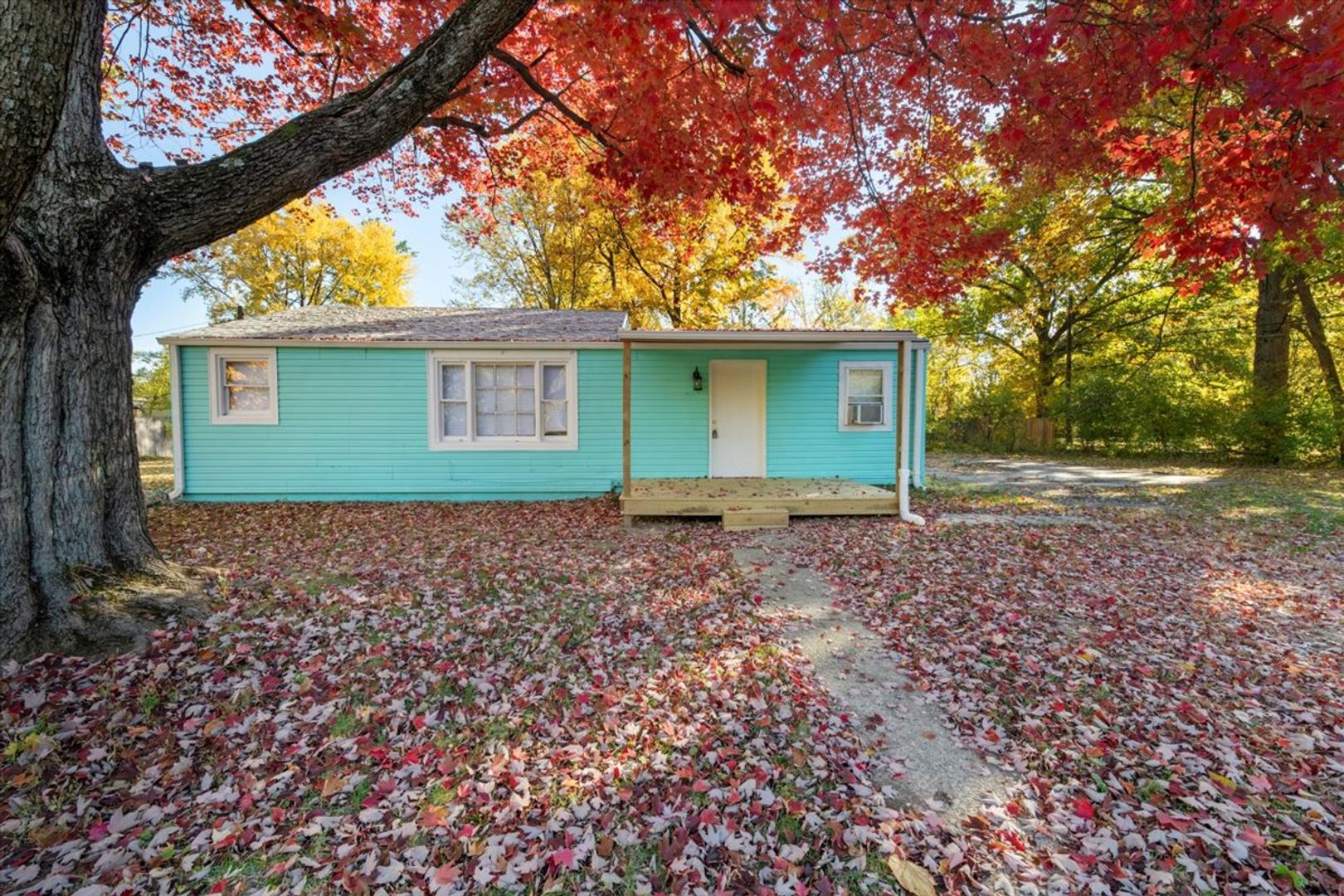 Indianapolis House: 4159 N Ridgeview Dr