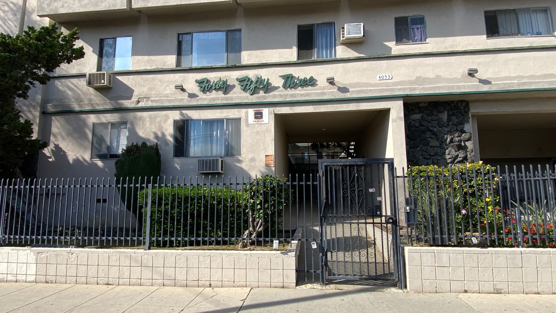 LOS ANGELES Apartment: 4053 MARATHON ST