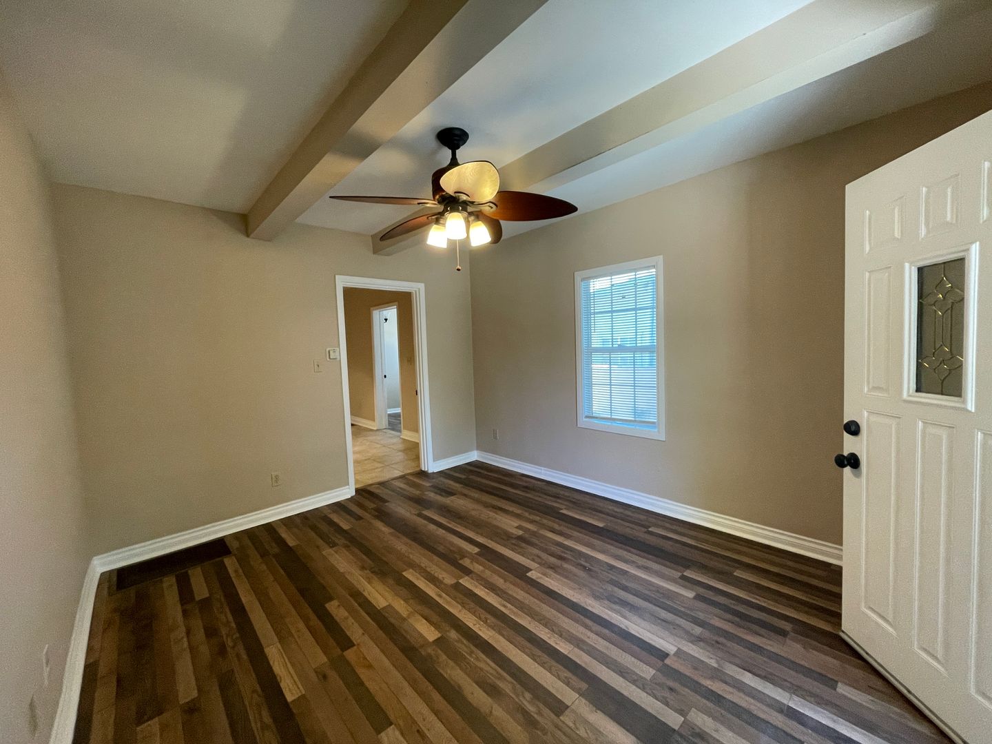 PASADENA Apartment: 188-192 S. CRAIG AVE.